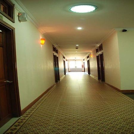 Ha Long Hotel 쩌우독 외부 사진